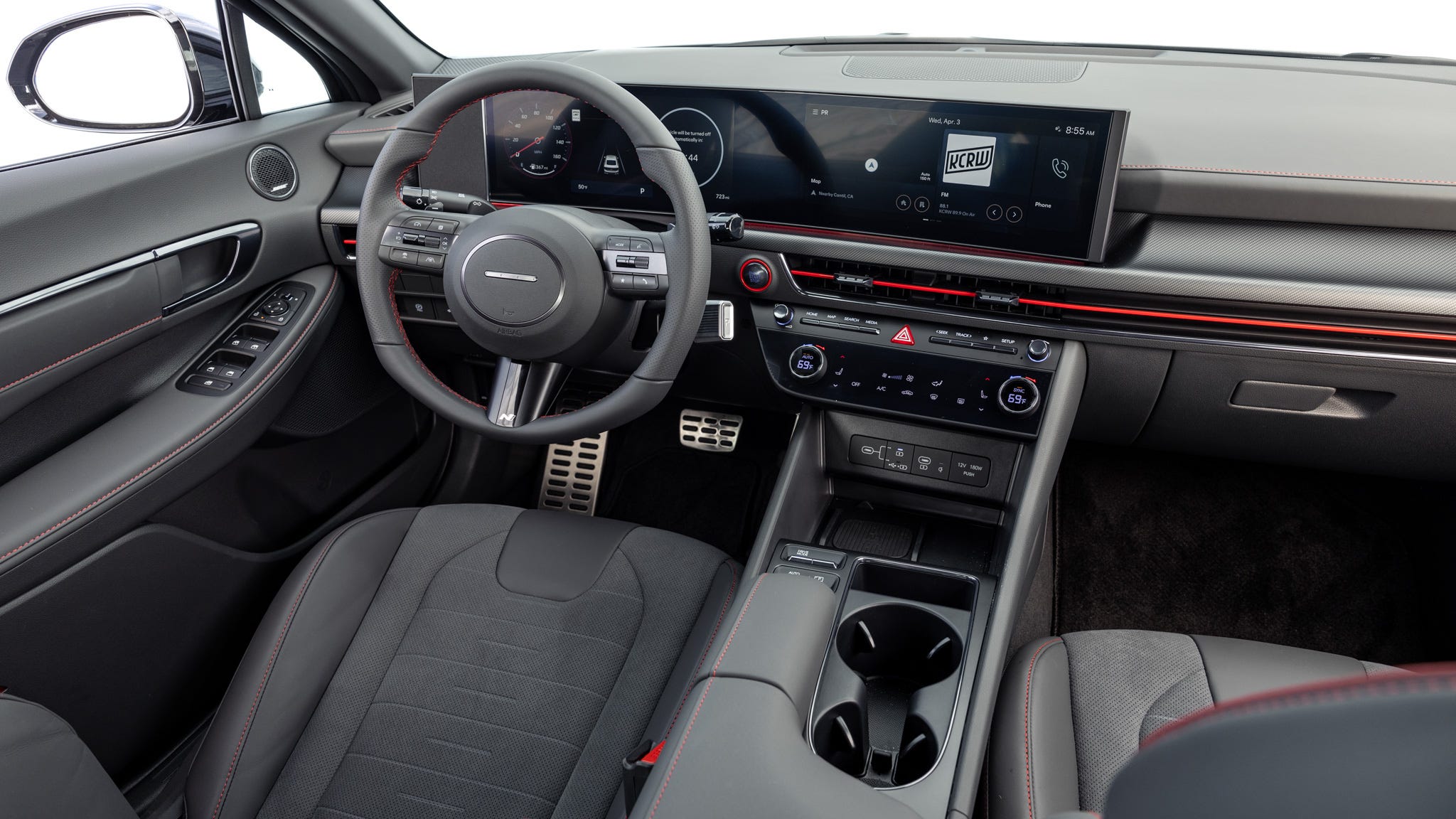 2024 Hyundai Sonata Interior Review: More of This, Please_695cf9fd76923.jpeg