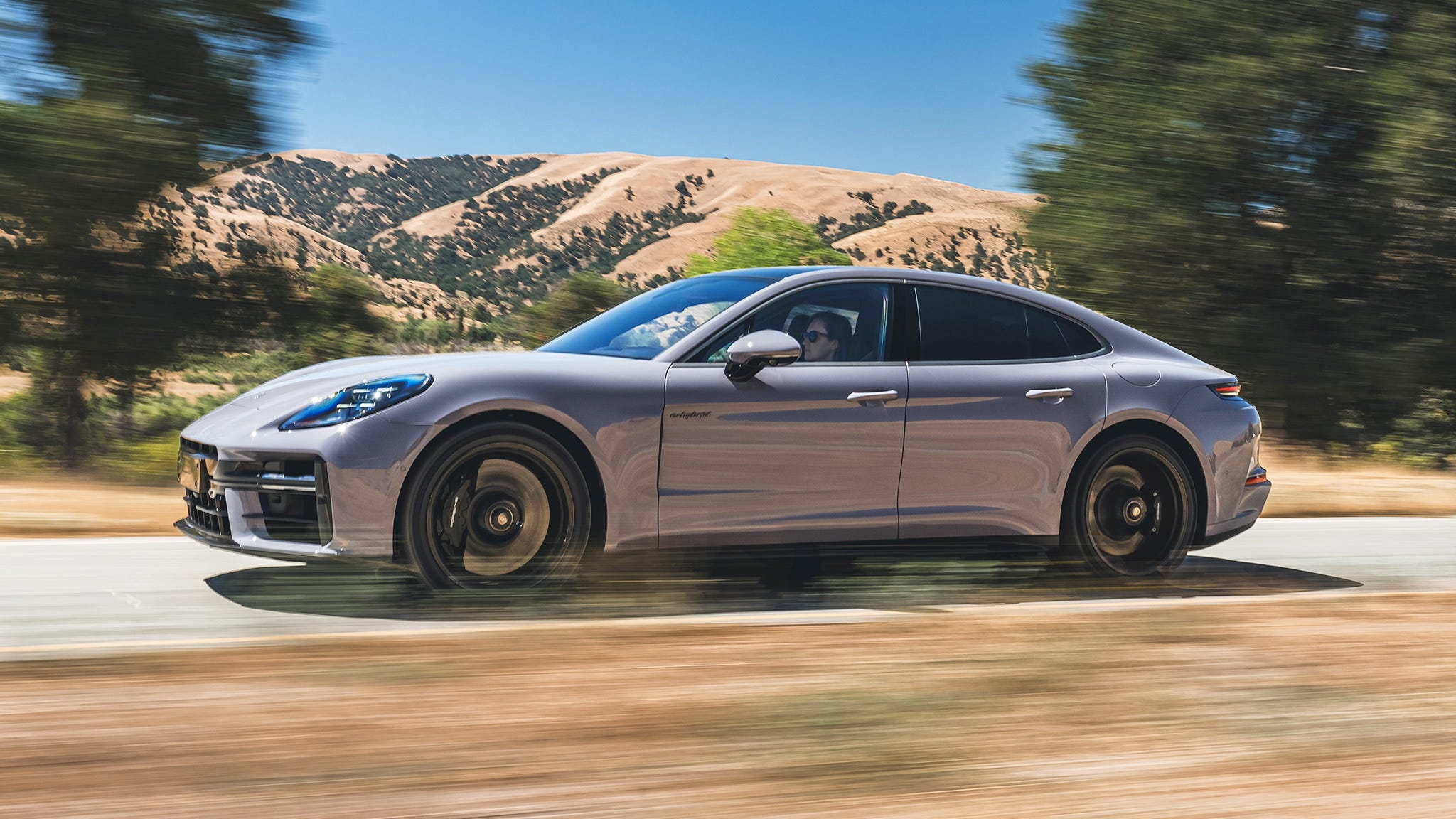 Tested! The Porsche Panamera Turbo S E-Hybrid Is a 5,700-Pound Sedan That Runs Like a Supercar_695cf957d71cb.jpeg