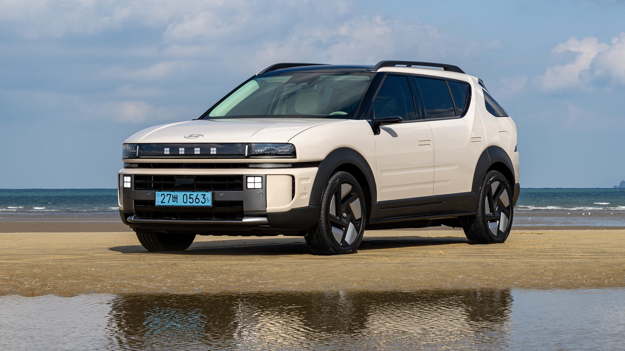 The Next Hyundai Nexo Shows the Automaker Is Still Going Hard on Hydrogen_695cf8964643c.jpeg